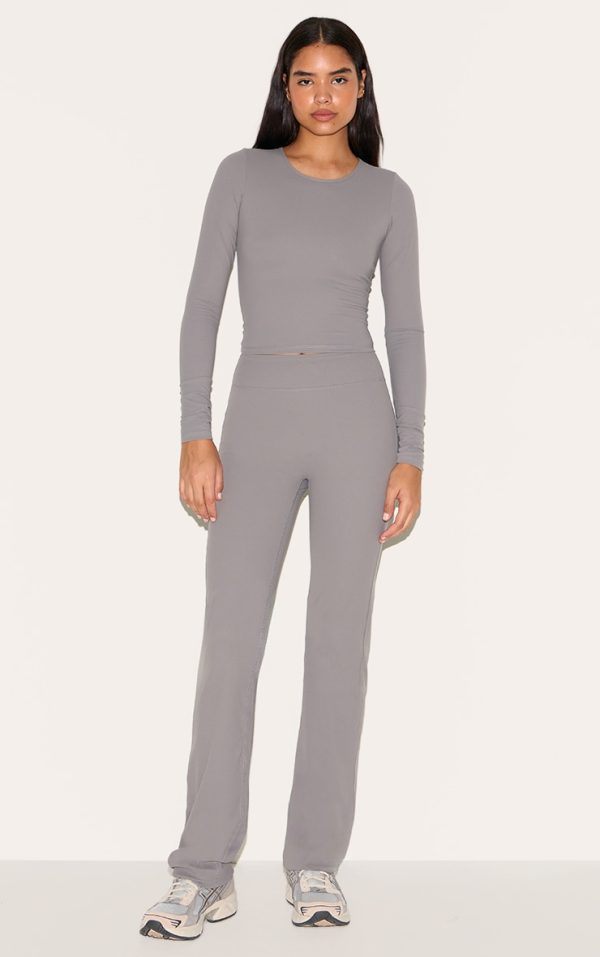 00f4cb629dd3884d32ea749a4567963301fe5bb5_CNH0077_3_tall_charcoal_contour_sculpt_long_sleeve_top