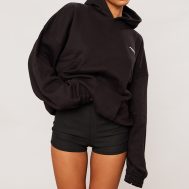 0152ab2f328090ddd82876bf626436c69cf6ae45_CNG1276_1_black_badge_detail_oversized_hoodie