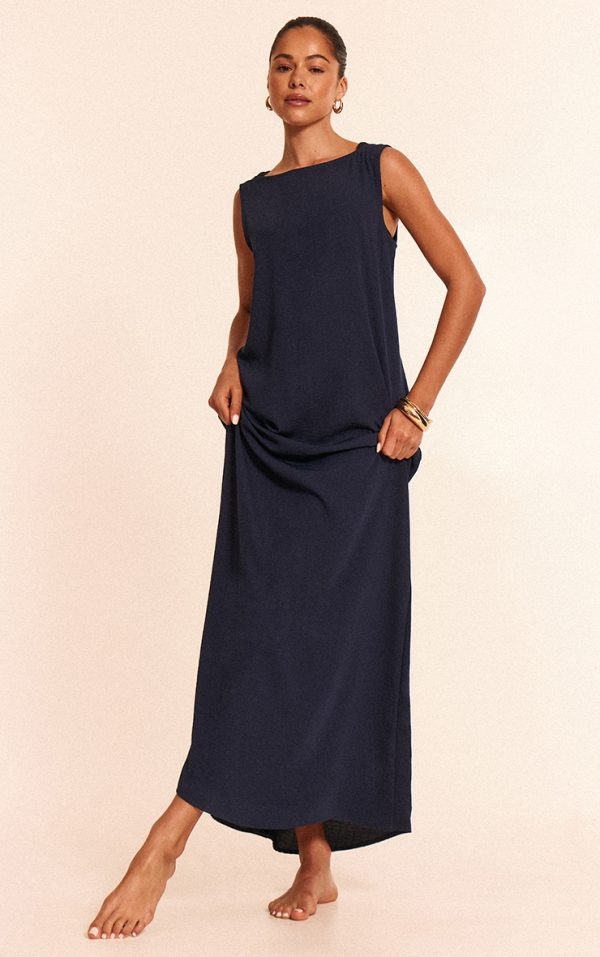09fc0db82f4ee3c9c752da75ddec0601dcb54d00_CNN1450_1_navy_floaty_woven_boat_neck_maxi_beach_dress