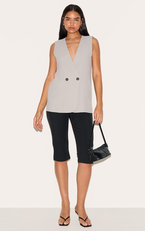 0ba98c0e2a3399291ae644fd2fe03e754ffce0d4_CNM5562_3_tall_ash_grey_boxy_oversized_waistcoat