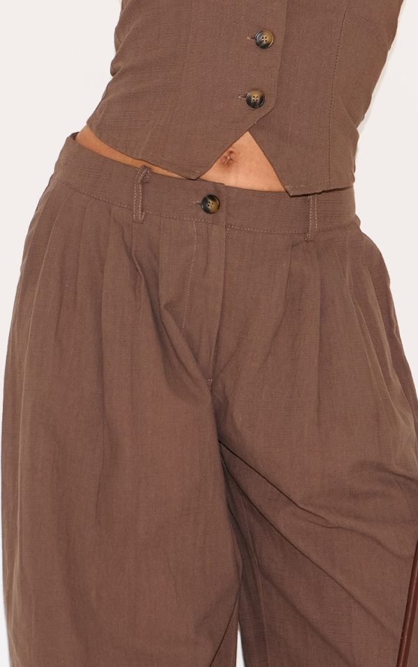 0bc085c4f2dc12a4712b2de3158784be02602e8a_CNM3507_4_petite_chocolate_woven_wide_leg_trousers