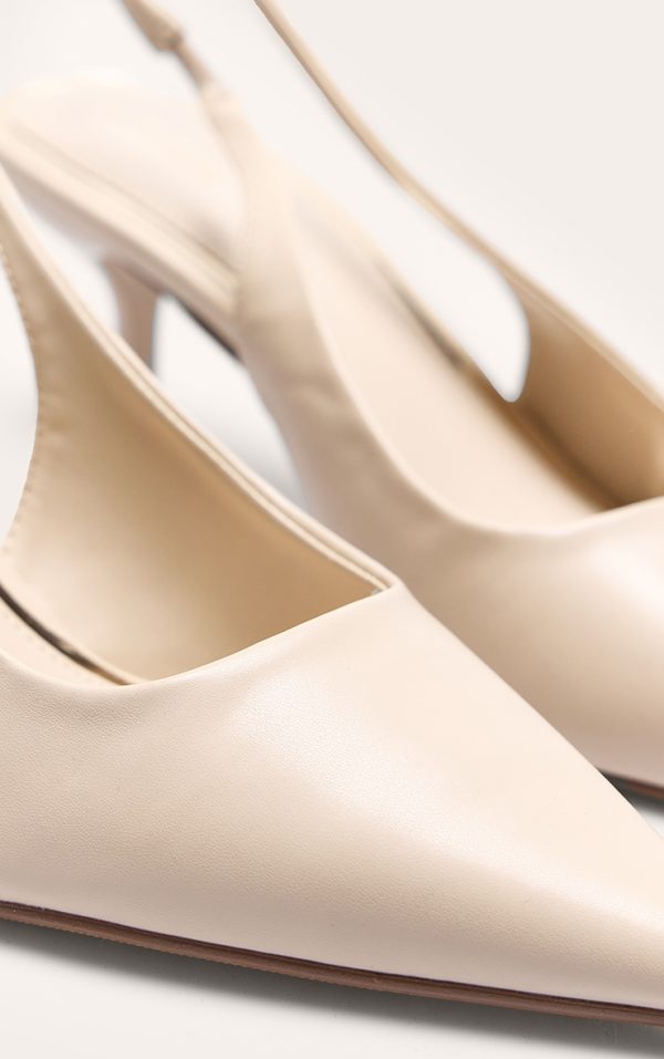 0d60585b6b23cb78bdeb50136ea57a7cda5a7678_CNL6317_4_cream_pu_point_toe_sling_back_mid_heeled_courts