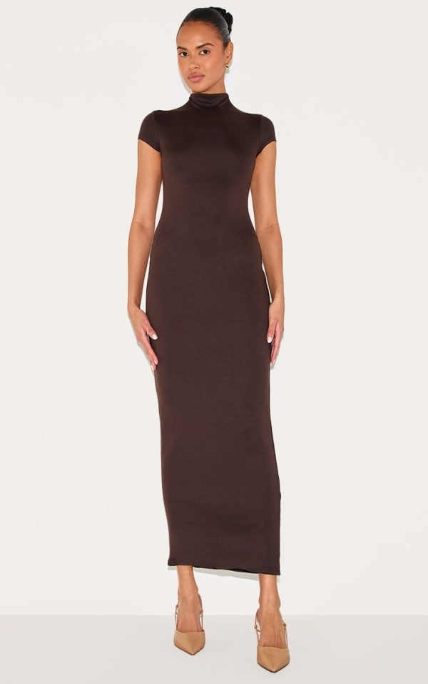 0e6fe877933136142fe08100a65949d73d3ba932_CNM3149_1_chocolate_double_contour_boat_neck_maxi_dress-1
