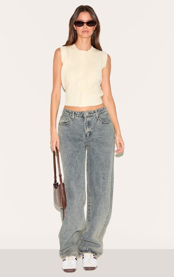 1587be18e5b9ea433869857b9f9bff5fabebae0e_CNM0948_1_vintage_mid_rise_straight_leg_jeans
