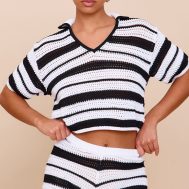 1a741aaf64fdebab1e817f5bc32920ff51fa6206_CNL9612_1_monochrome_crochet_stripe_knit_polo_top