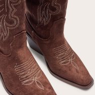 1b015237e5322f6e8ea386017d8cd2046d11345c_CNL1913_4_chocolate_faux_suede_point_toe_calf_high_western_boots