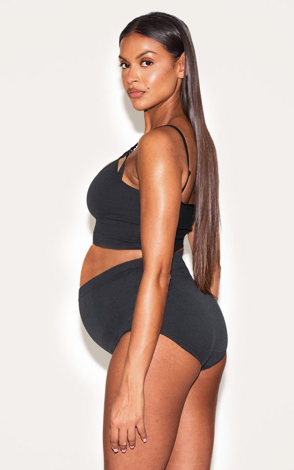 1b8b628da782b5a6c62a6069abb3f8f008c54bc0_CND6084_2_maternity_black_seamless_strappy_nursing_bra