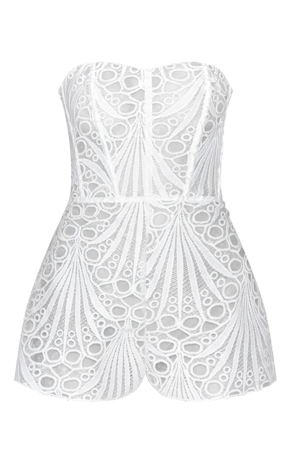 1d16d218eeeee5f9d09fa5802e1444a5077337e1_CNM7556_5_white_textured_sheer_floral_corset_playsuit