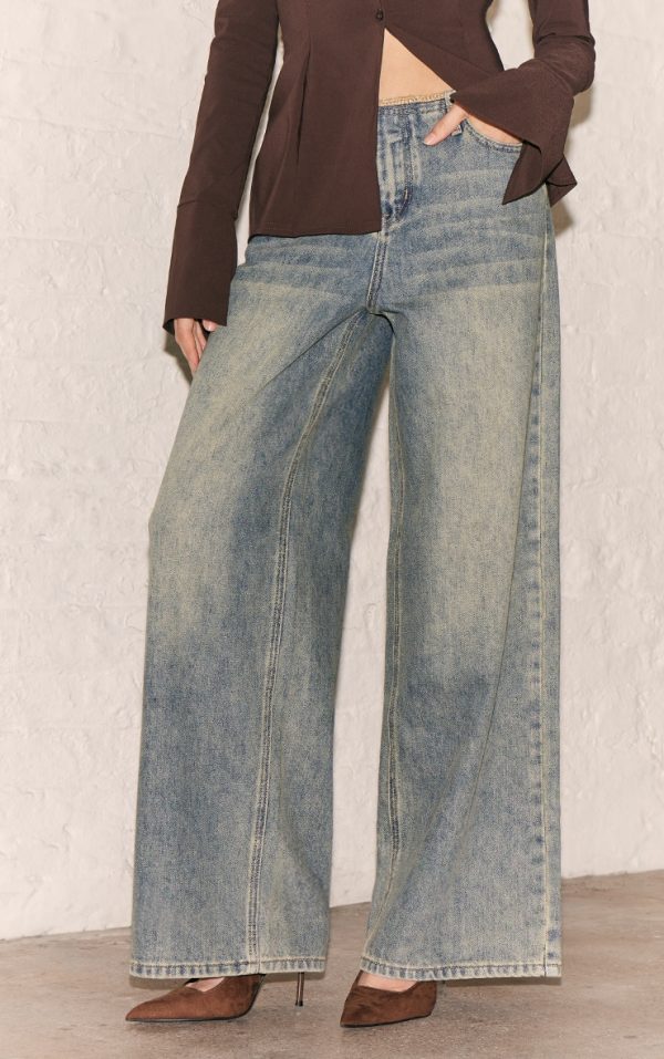 1e2ea2abdcf3d65fe2750d72202bf8cbd0cd9f8d_CNL0362_2_vintage_raw_waist_mid_rise_wide_leg_jeans