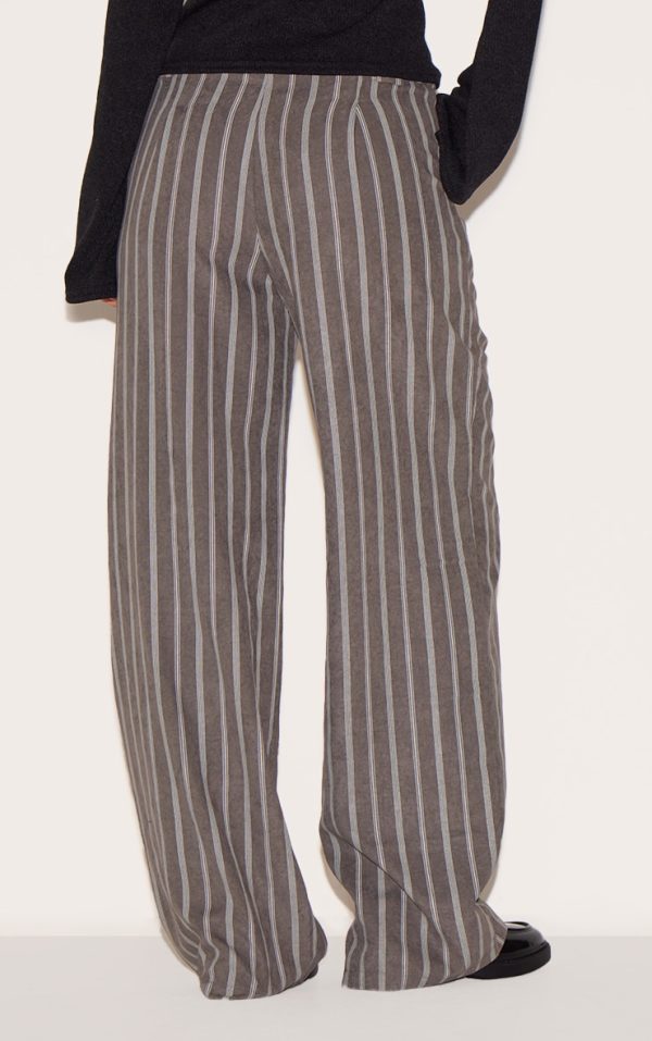 1ea77bddec6b3e4ef6b1b9146a78c046f3ad2b00_CNL9075_3_charcoal_pinstripe_peach_skin_tailored_trousers-1