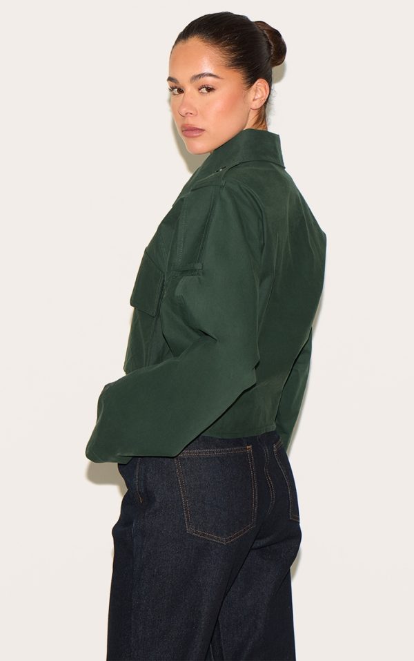2151b0b828ffdefa10d5ed629aa0c2b5c1a9e84f_CNL7600_2_dark_khaki_trench_detail_cropped_zip_up_jacket