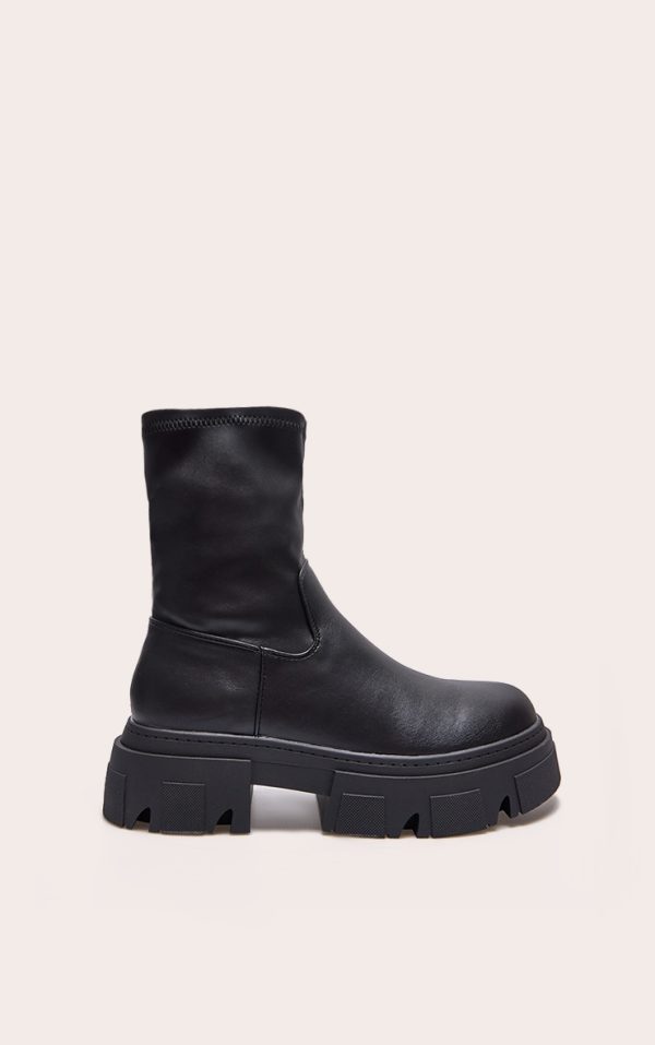 267b7058a04f0a691c6b42e51de2edd06d3b0fcd_CMZ0722_1_black_pu_textured_extreme_cleated_sole_ankle_sock_boots