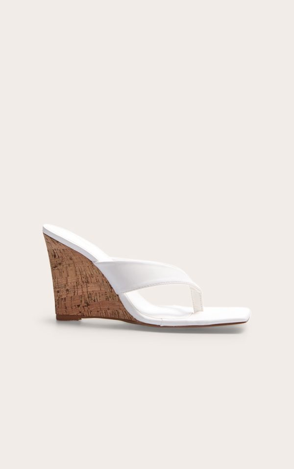 26a1d489b837ac3fdf69379c76dbb859278b2be5_CNL7168_1_white_pu_round_toe_thong_heeled_wedges