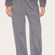 27899317457522867a5370e0ef775855cf842bb5_CNE5363_2_prettylittlething_logo_charcoal_grey_est_2012_cuffed_joggers