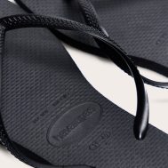 29c57ac7066f584f557d35db5f53519de20cffea_CNM1816_4_black_havaianas_slim_square_flip_flops