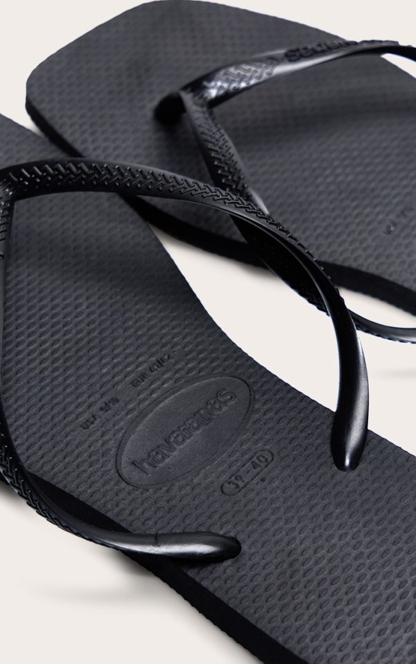 29c57ac7066f584f557d35db5f53519de20cffea_CNM1816_4_black_havaianas_slim_square_flip_flops