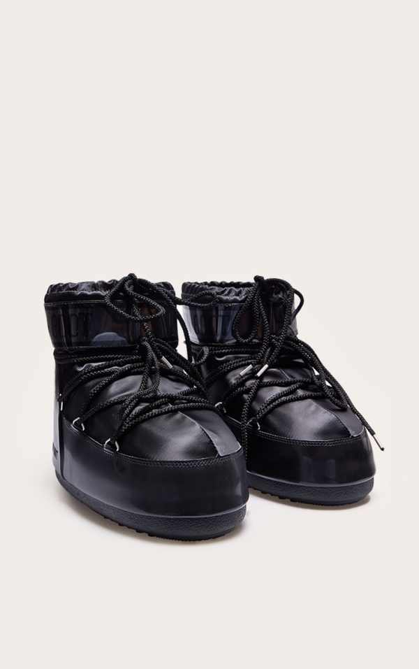2aefb41522c57f9e54fafabd8c1b9b5ad441eaa4_CNB3390_2_moon_boot_black_low_glance