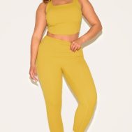 2de765ccd00166d004b32a63a10481a4f3fb1a89_CNM6293_3_shape_olive_active_cupped_seam_detail_sports_bra