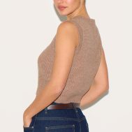 3198c693ec7a481b78cb640de05d18364e82f82c_CNL7625_2_mushroom_chunky_knit_sleeveless_jumper