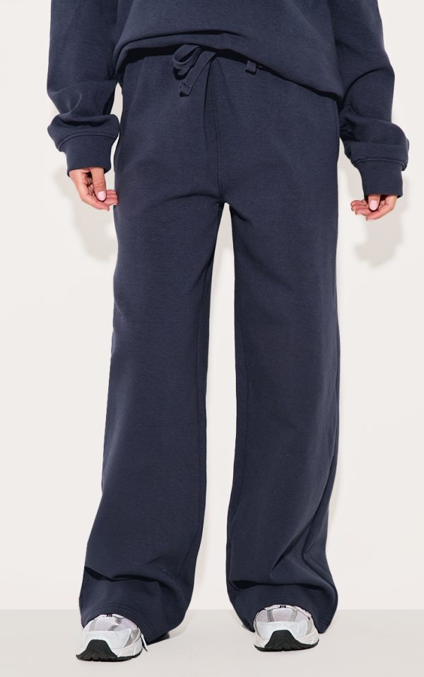 34b19532b026ce2c572fc24ff2188c428f019dc2_CNL8063_2_navy_premium_interlock_straight_leg_joggers-1