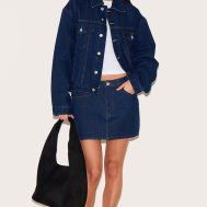 34faad4bc153e1d8aaf51c80f37aaa6add0fae15_CNM2213_3_indigo_oversized_classic_denim_jacket