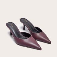 355d9c01658cb2974e0f11b073d3902a66815d29_CNJ8461_2_burgundy_pu_point_toe_mid_heeled_mules