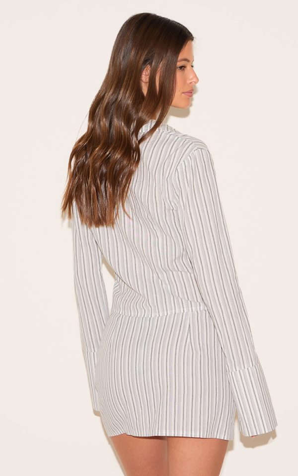 36dc7ab41b7059d726df36ccfe91450e1057ba02_CNL9435_2_cream_pinstripe_fitted_shirt