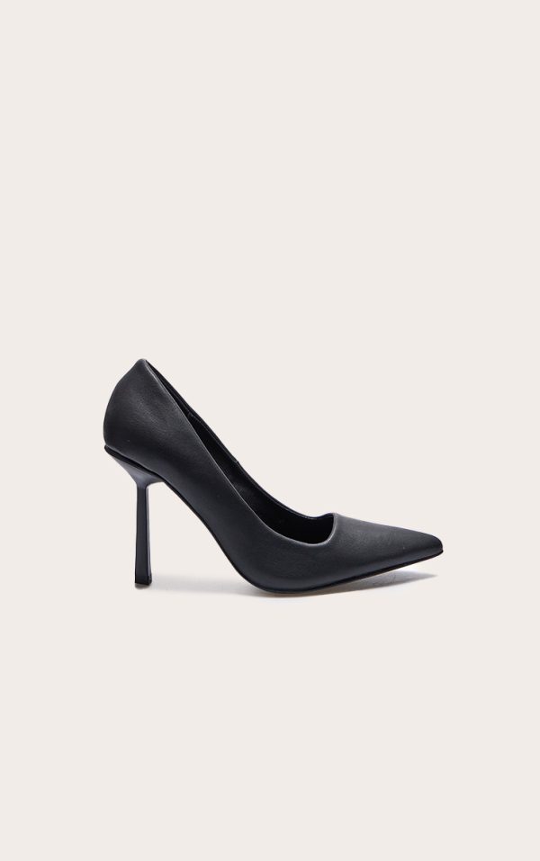 38eff1ec4cad428968165b9a393297e4421162a9_CNH3750_1_black_matte_pu_point_toe_high_heeled_courts