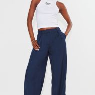 39260bb5e727ef145f85b2c936ccfa9b6b87dc39_CNJ5910_1_tall_navy_high_waisted_wide_leg_trousers