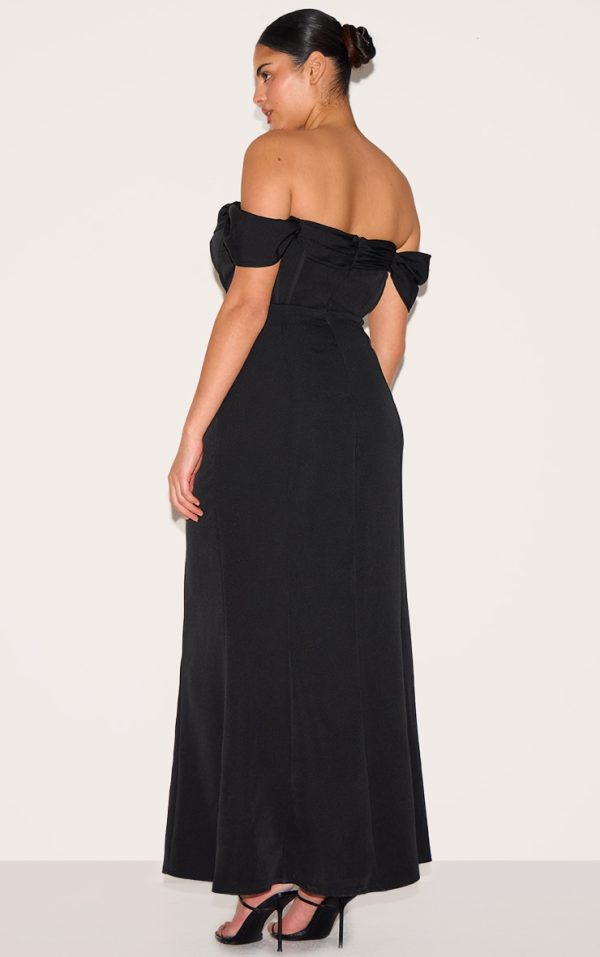 3b81bd37ccb8e62f3d479a78ba0a2706a4145edd_CNL9936_2_plus_black_corset_detail_bardot_dress