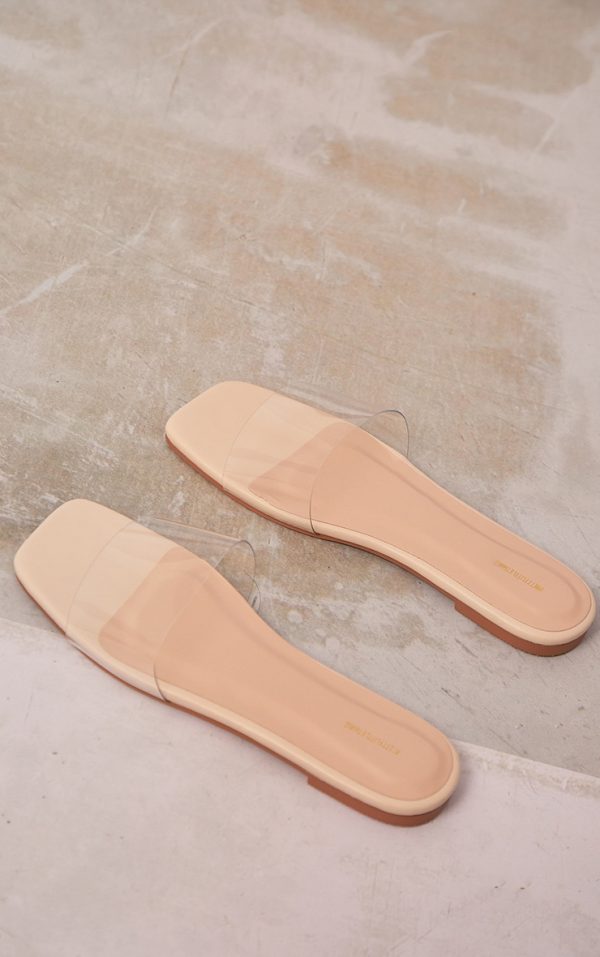 3cafbdcb27928935045f4d3a7fce3f0b2ba49be6_CMP8400_4_cream_wide_fit_pu_clear_strap_mule_sandals