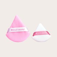 3d347c5560a7701ecbcee5f98064b582322906a1_CNE3191_3_brushworks_pink_triangular_powder_puff_duo