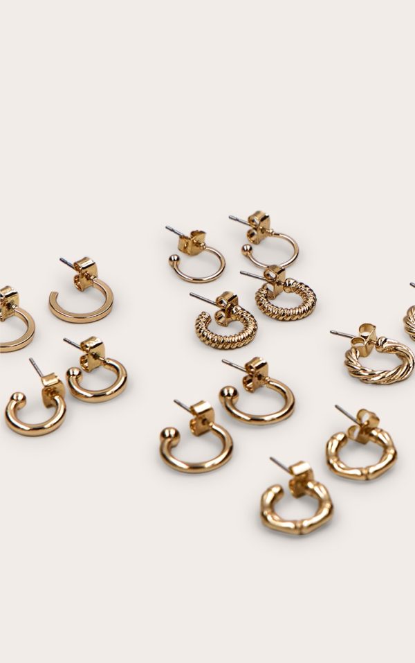 3ec5f8de0f127e06bd48616390fe15a364a1f495_CNL7912_2_gold_crinkle_multi_pack_hoop_earrings