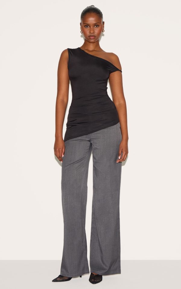 3fa03d66606dc75d9e33bbda6275d0dd10bb8fae_CNM4273_3_black_ruched_detail_asymmetric_slinky_long_top