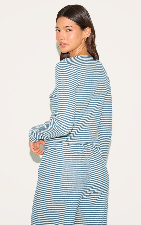 407a895023a56001c01d2ab2bcc3a85ad17d73e2_CNM8650_2_blue_brushed_rib_striped_long_sleeve_button_up_top