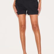 419c2f34d9e4a3b1d49c2572e3998c21ea5743a4_CNA3623_2_black_woven_twill_pocket_detail_cargo_shorts