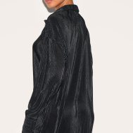 41a7222cc1e9da5d733ff7995e20fe8fed638a02_CMY2177_2_black_plisse_frill_hem_shirt_dress
