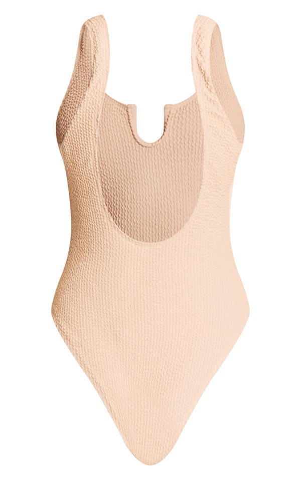 43b19701f2763593efa4d42d18c1e38e58c54738_CNM4601_6_cream_crinkle_scoop_back_swimsuit