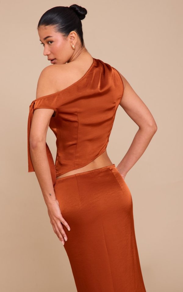 44d5c44eab30afe494c1b335ff13751df3f1a0f7_CNM5343_2_rust_tie_shoulder_satin_top