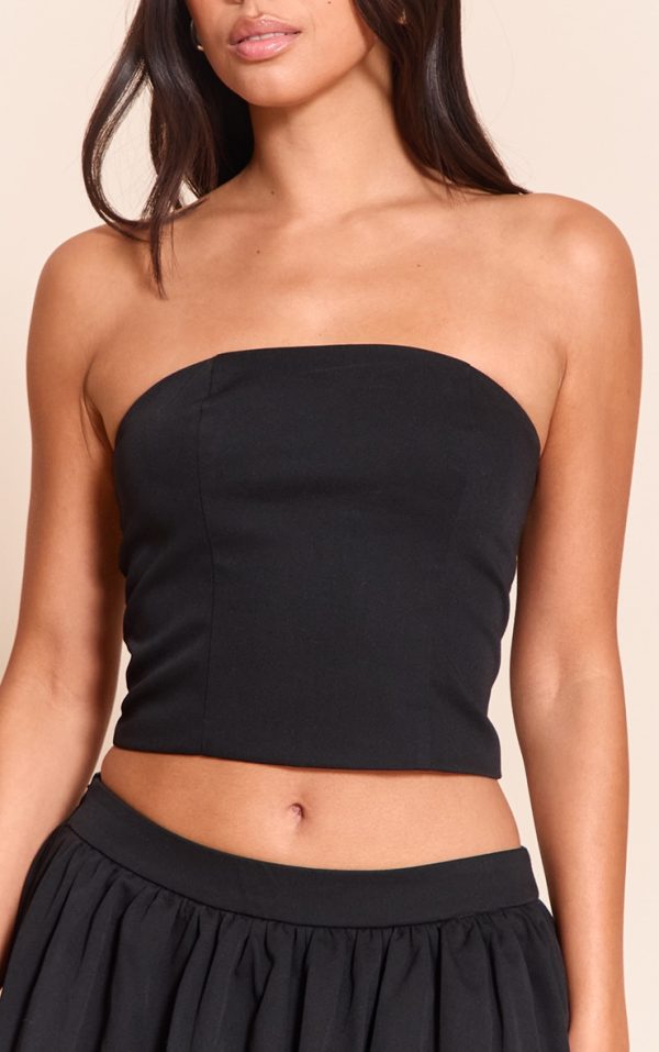 4be18a752a89451d780fd47ca7423df8889b6922_CNM6145_4_black_woven_seam_detail_bandeau_top