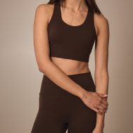 4db6eb150dd8ffb1170a5410c8689872732938b2_CNG0282_1_espresso_ultimate_sculpt_double_layer_padded_sports_bra