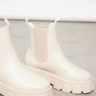 4ed4ce273d6918c0d828743e2c0709754f276a66_CMW8896_4_cream_chunky_extreme_cleated_chelsea_ankle_boots