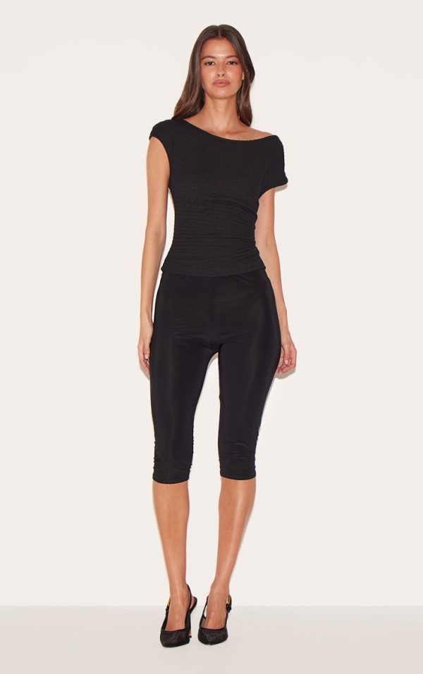 4f7d81aea734af3877325d35548e224333af193c_CNM4264_3_black_textured_asymmetric_ruched_detail_long_top