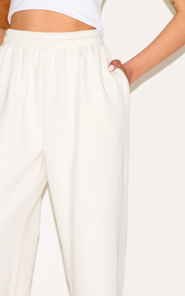 50adb6d2bb3d2af71d30c294580ac3216b6624ef_CNM7568_4_tall_cream_extreme_wide_leg_joggers