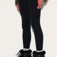 50c83c0573f7c24efe58dd2f3768a0fafe6ed84b_CNB3387_5_moon_boot_black_icon_low_faux_fur