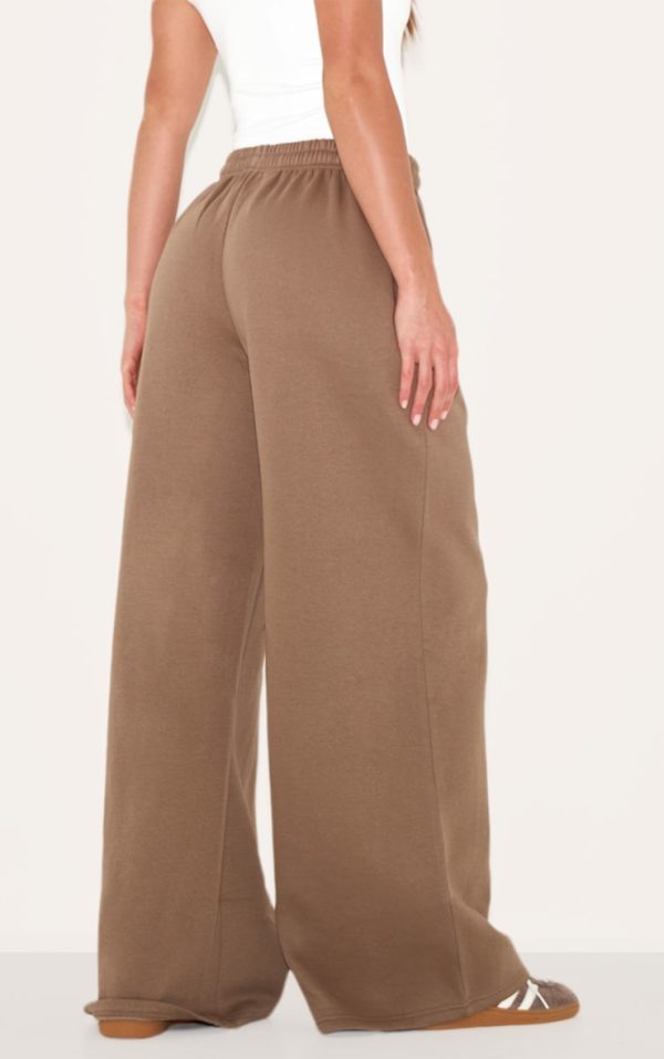 51968b49c6545d0590d6c41d8def2e10fc086775_CNM7567_3_tall_mushroom_extreme_wide_leg_joggers