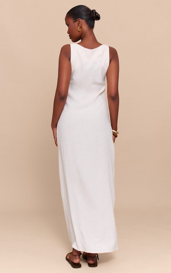 52f4116efc2c5bf667db1638f3f5d1e60db51c24_CNN0062_2_natural_textured_scoop_neck_maxi_dress
