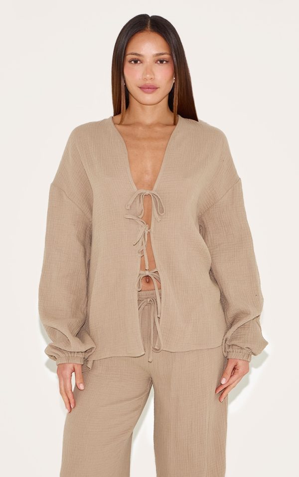52f987f9c41e84e72579ee71a3ae2c197eeed762_CNM5615_1_tall_mushroom_textured_cheesecloth_tie_front_shirt