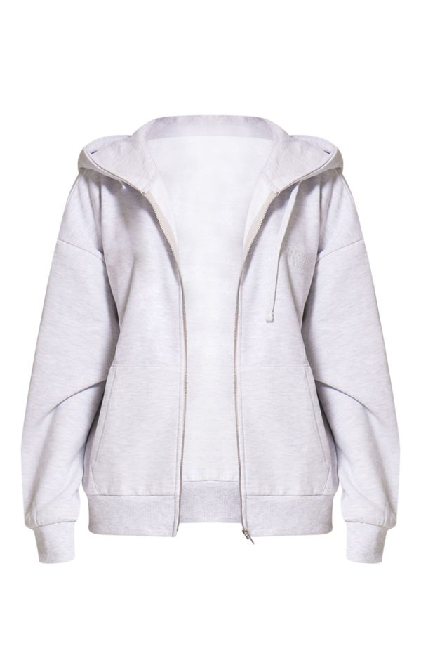 542e13afaa2255d4961aa02eab28d8ce9d851398_CNK1746_5_prettylittlething_ash_grey_premium_embroidered_zip_front_oversized_hoodie