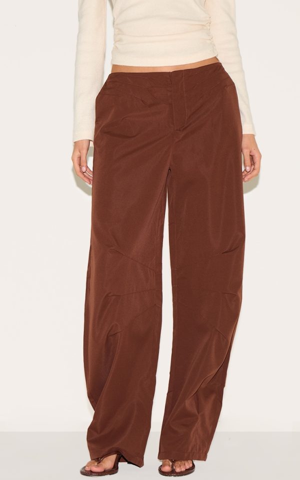 552afeb6ac943bcc4fc4353ee042b91b346e3102_CNM0635_2_chocolate_woven_tailored_cocoon_leg_trousers